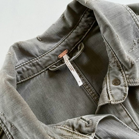 Free People Moonchild Distressed Oversized Denim Olive Green Jacket Shacket Sz S - Picture 4 of 11